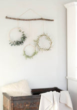 Load image into Gallery viewer, Hazel Corylus Branches Curly Crooked Twigs Bundle Of Natural Twisted Sticks For Crafting Macrame Wall Hanging Floral Craft Supplies Woodwork